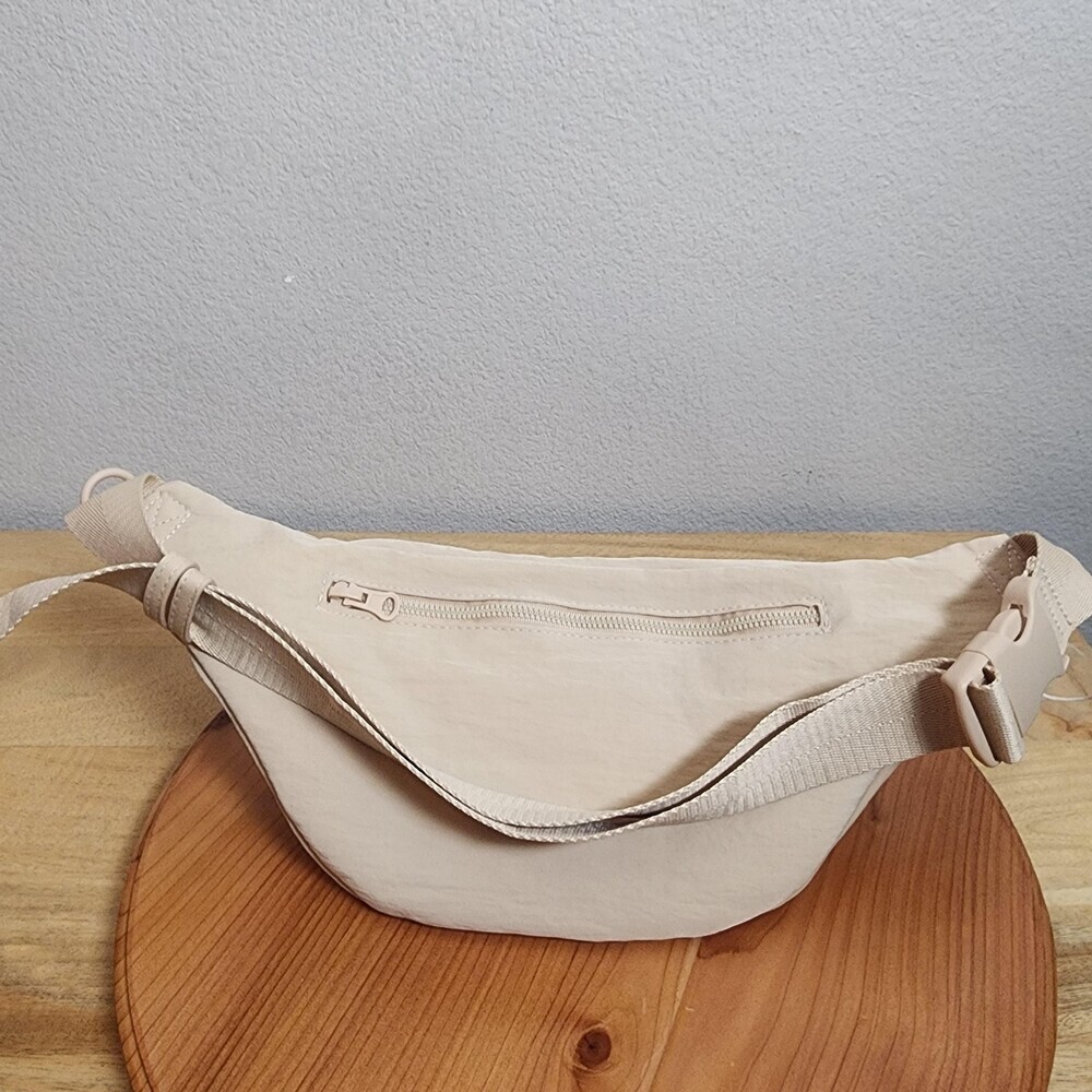 BEIS The Pack Nylon Belt Bag Womens Medium Beige Nylon Crossbody Travel - Picture 10 of 15